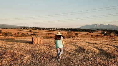 Por qué la crisis climática afecta especialmente a mujeres rurales. Imagen de wirestock en Freepik.