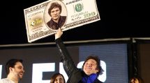 Imagen de Cepo al dólar: ¿cuándo podría levantarlo Milei?, según un pronóstico de Wall Street