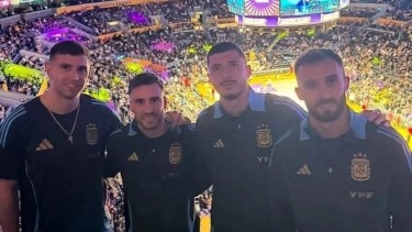 El elenco nacional estuvo presente en un partido de la NBA. (Foto: NBA Latam)