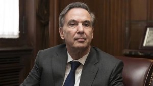 Pichetto apuntó contra el papa Francisco por su crítica a Javier Milei: «Le hace daño a la Argentina»