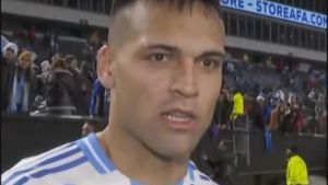 Lautaro Martínez sobre las críticas por su sequía goleadora con la Selección: «Me interesa poco»