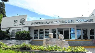 Oferta laboral en la Universidad del Comahue: buscan ocupar cuatro cargos, cuáles son los requisitos  (Foto: Archivo)