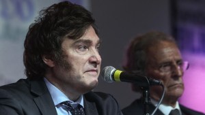 Milei y su respuesta elíptica a Alberto Fernández: “Modelo arcángel Gabriel”