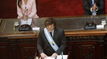 Imagen de Milei contra los sindicatos: control de las elecciones y desplazamiento de los convenios colectivos