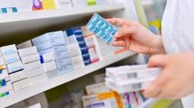 Imagen de El Gobierno pasa más medicamentos a venta libre: «Ningún medicamento es inocuo»