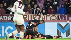 Defensa y Justicia y Estudiantes clasificaron, Racing goleó en Córdoba pero no le alcanzó