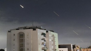 Israel evalúa opciones para "defenderse" tras los ataques de Irán: "No somos buscadores de guerras"