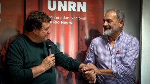 Weretilneck apoyó la marcha universitaria y le exigió presupuesto a Milei: «Es un derecho, no un privilegio»