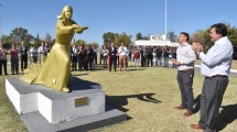 Imagen de Weretilneck volvió a criticar al gobierno de Milei y dijo que el aumento de los medicamentos es «escandaloso»