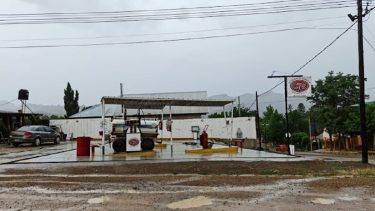 CyS es la única estación de servicio en Andacollo, Neuquén. Foto: gentileza. 