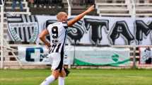 Imagen de Cipolletti le ganó a Círculo Deportivo y logró su primer triunfo en el Federal A