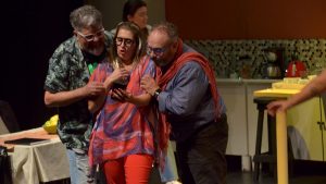 «Paraanormales», la comedia teatral que expone la discriminación en la escuela