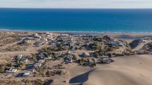 Imagen de Recorre el país con sus perros en un motorhome y llegó a este paraíso escondido de la Patagonia