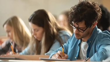 Se encuentra abierta la inscripción a las Becas Progresar en abril 2024. 