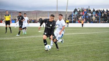 Rincón venció a Cipolletti en su cancha en la fecha 4. 