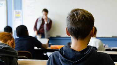 Casi uno de cada cinco estudiantes en Estados Unidos y Europa dicen que han experimentado acoso escolar. Foto: Taylor Flowe, Unsplash