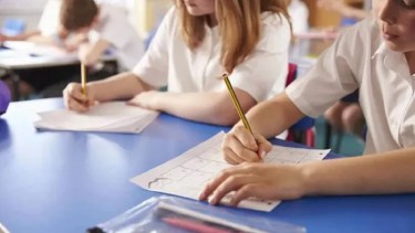 Los vouchers educativos se cobrarán a partir de mayo 2024.-