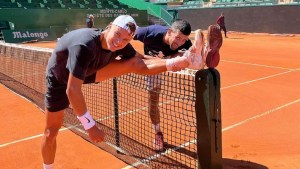 Novak Djokovic sigue sin entrenador pero ya se prepara para Montecarlo