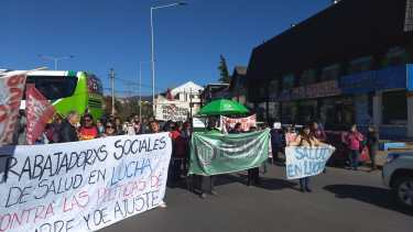  Tras la protesta en los puentes, ATE reclama en Bariloche, Viedma y Roca. 