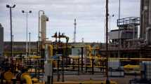 Imagen de YPF pone el cartel de “en venta” a yacimientos históricos de Neuquén y Río Negro