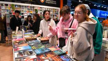 Agenda de actividades de la Feria del Libro 2024: cuáles son las principales actividades de hoy martes 7 de mayo