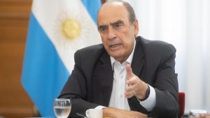 Francos anunció la reactivación de la obra pública, en medio de las negociaciones por la Ley Bases