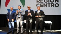 Imagen de Pullaro, Frigerio y Llaryora prometieron apoyar la Ley Bases y el Pacto de Mayo