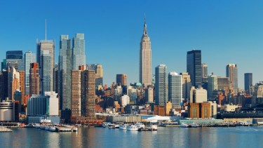 Cómo algunas ciudades le están haciendo frente a Airbn. Imagen de TravelScape en Freepik.
