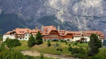 Imagen de Llegada de Milei a Bariloche por el Foro Llao Llao: cómo será el operativo de seguridad en Río Negro
