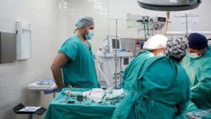 Convocan a médicos de todo el país para trabajar en Neuquén: cómo postularse