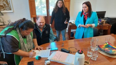 Los gremios firmaron el acuerdo salarial para abril y mayo. Foto: gentileza.