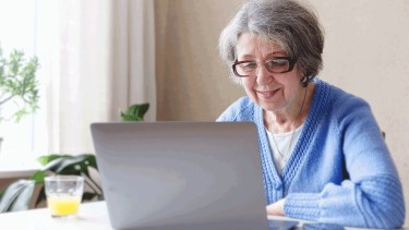 Los pensionados ANSES recibirán aumentos en sus haberes de mayo 2024.-
