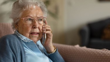 Las Pensiones No Contributivas por vejez ayudan económicamente a personas que no han tenido actividad laboral registrada.-