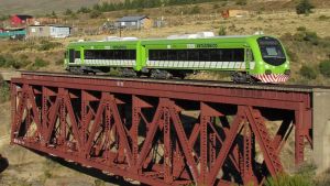 Vuelve el tren de Bariloche a Perito Moreno: un viaje nocturno por la estepa, cuánto sale y cómo es