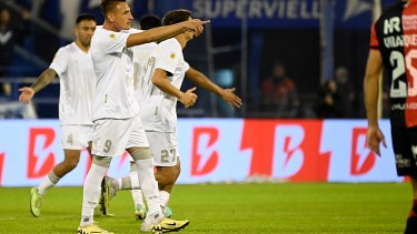 Braian Romero convirtió el único gol del partido. (Fotobaires)