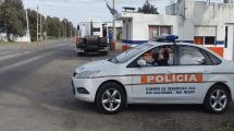 Imagen de Iba alcoholizado y amenazó a pasajeros que viajaban a Bariloche: era buscado en Buenos Aires