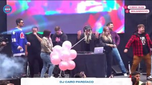 Viral: Caro Pardíaco tocó durante una transmisión de Olga en vivo y mandó un mensaje político por el Día del Trabajador