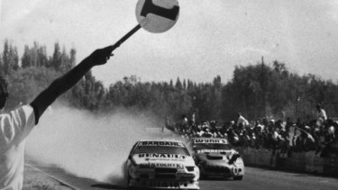 Traverso y su histórico triunfo en el autódromo de Roca.