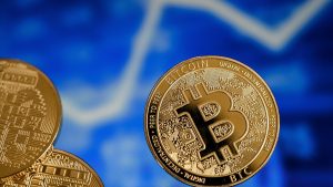 Cómo invertir en cripto, sin comprar cripto