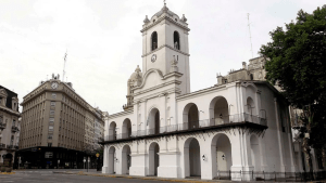 Feriado del 25 de Mayo: ¿se pasa y hay fin de semana largo?