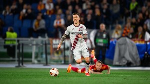 Roma perdió de local ante Bayer Leverkusen y se complicó en la Europa League