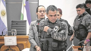 Cuando cometió el crimen, la imputada se autopercibía como varón. La fiscalía pedía una condena por femicidio.