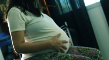 Imagen de Parir a kilómetros de casa: la odisea de mujeres derivadas entre hospitales del Alto Valle de Río Negro