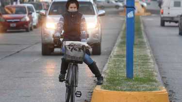El Alto Valle amaneció con temperaturas que llegaron a los grados bajo cero (Foto: Juan Thomes)