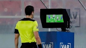 La FIFA promueve un cambio novedoso en la utilización del VAR