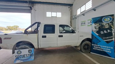La Policía detectó las irregularidades n la planta de verificación del automotor de Viedma.