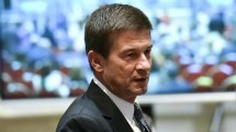 Imagen de Causa seguros: Alberto Fernández recusó y pidió apartar al juez Ercolini