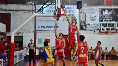 En La Caldera festejó del Progreso. Ahora se verán las caras en Roca, en un duelo definitorio. (Archivo Cecilia Maletti)