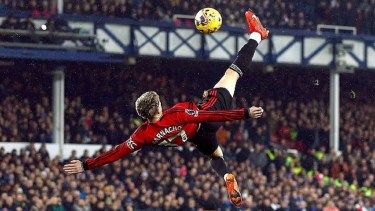 La chilena de Garnacho fue elegida como el mejor gol de la Premier League.