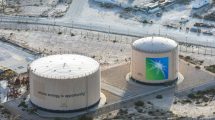 Imagen de Cayeron las ganancias de la petrolera más grande del mundo